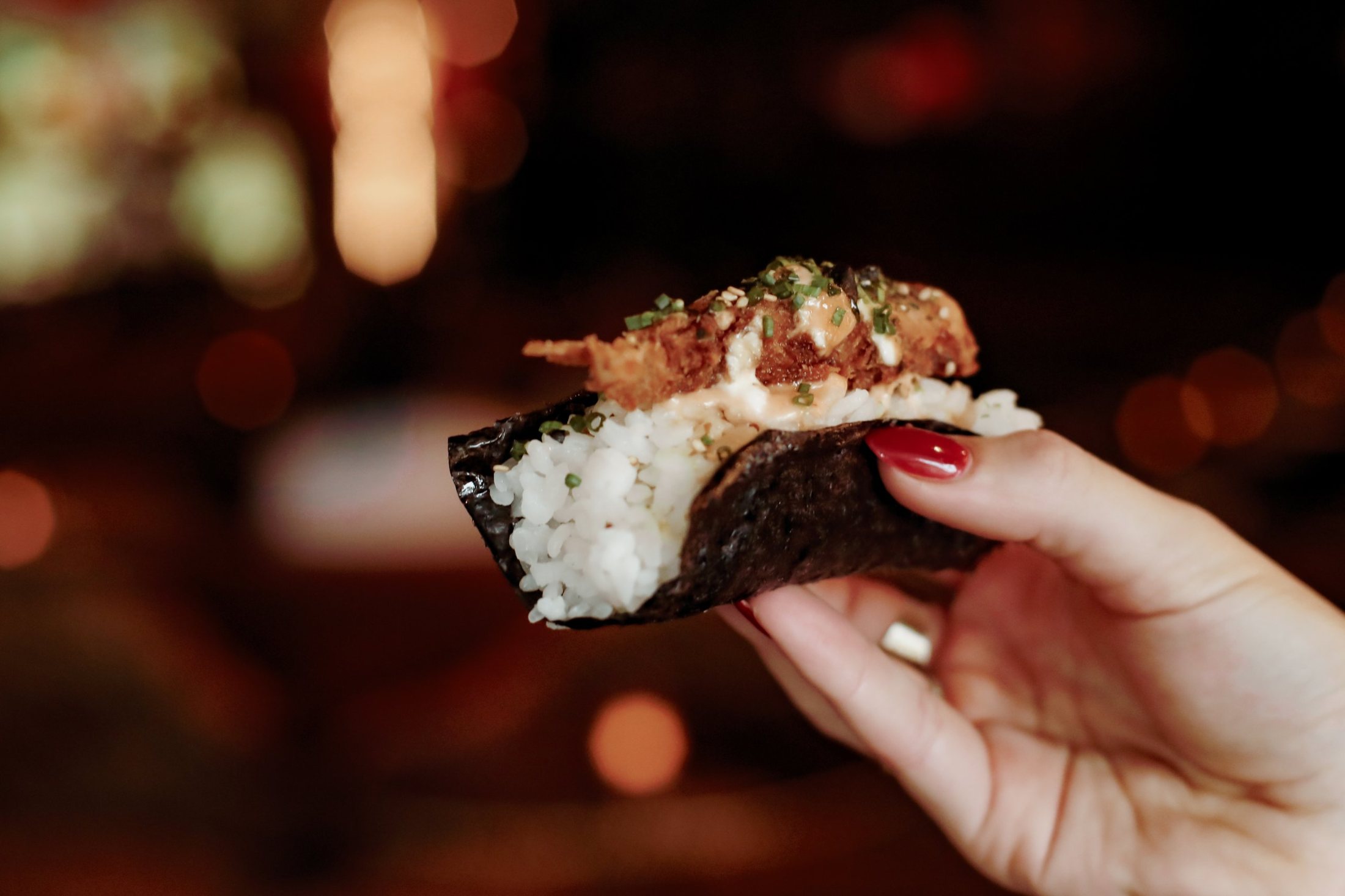 Handroll met krokante garnaal